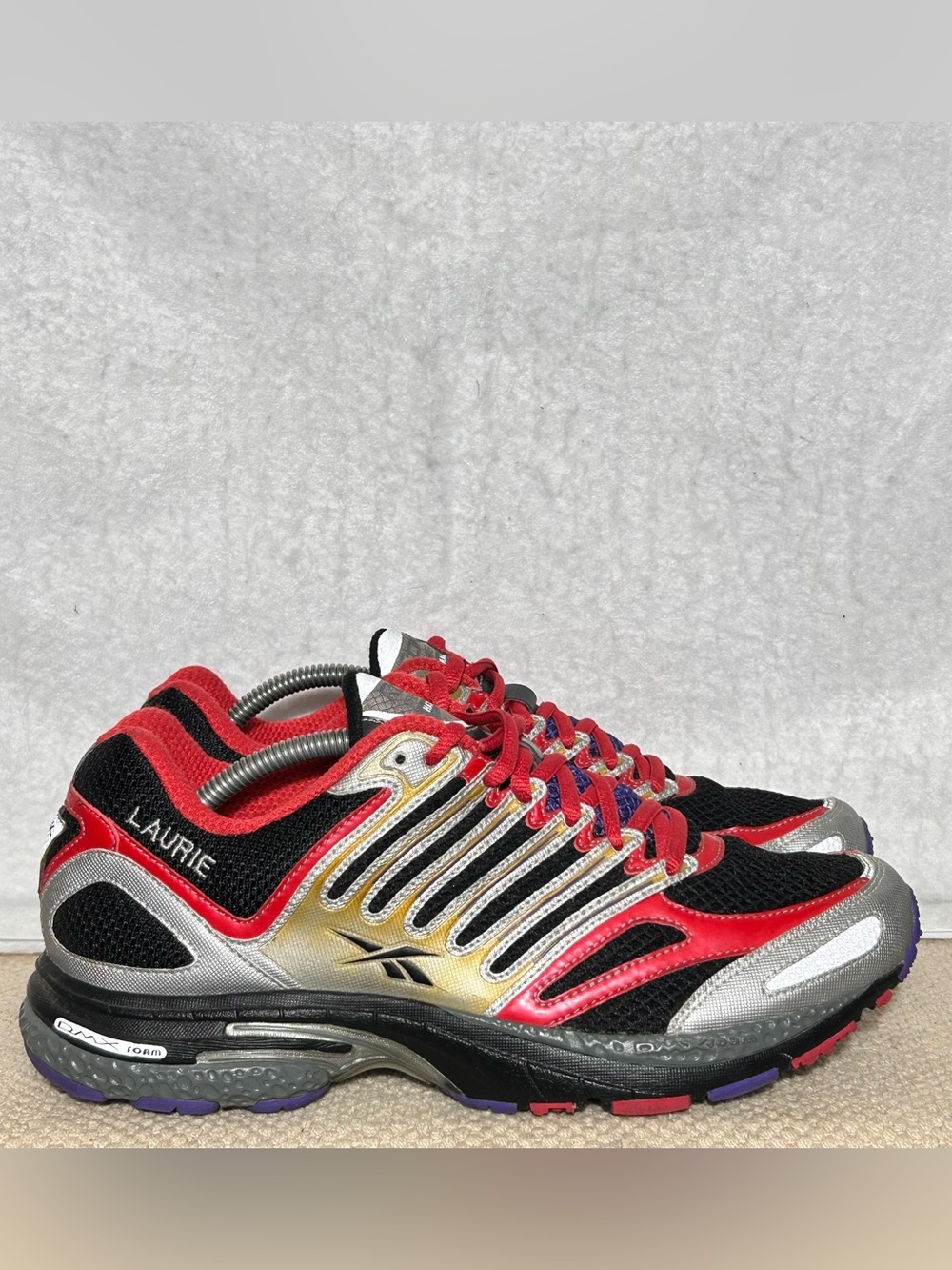 Reebok Womens Blk/Red/Silver Laurie Custom Running Athletic Sneakers Shoes SZ 9